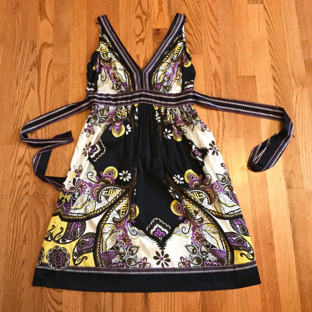 Ice V-Neck Paisley Sundress in Black, White, Yellow, Purple
